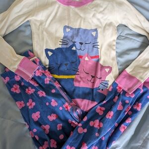 Hanna Andersson Cream and Blue Cat Pajama Set